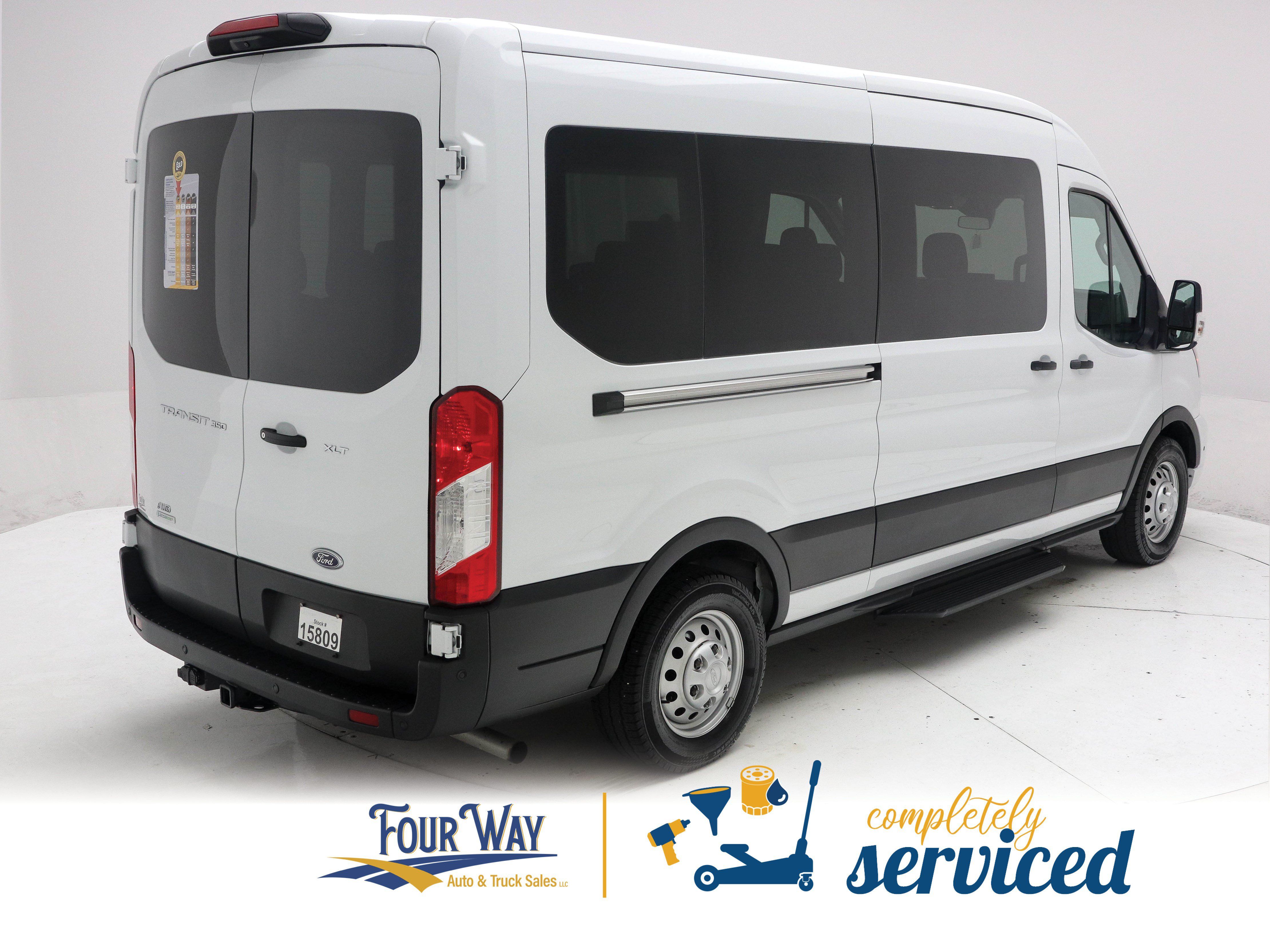 Used 2025 Ford Transit 350 XLT AWD/4WD image 4