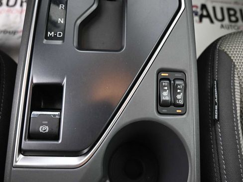 Used 2024 Subaru Crosstrek 2.0i Premium AWD/4WD image 9