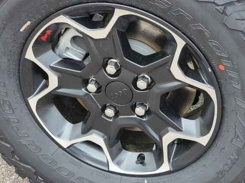 Used 2023 Jeep Wrangler Rubicon w/ Dual Top Group image 11