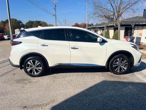 Used 2021 Nissan Murano S image 6