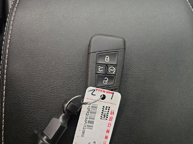 Used 2023 Volkswagen Atlas SEL Premium AWD/4WD image 30