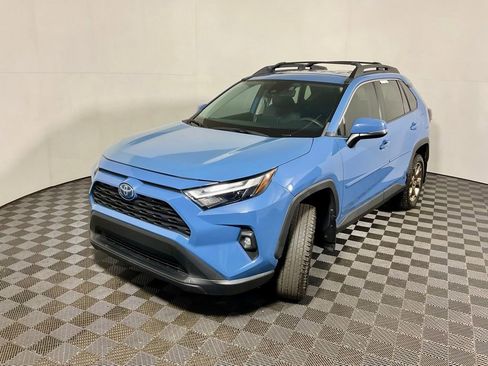 Used 2023 Toyota RAV4 AWD Hybrid image 11