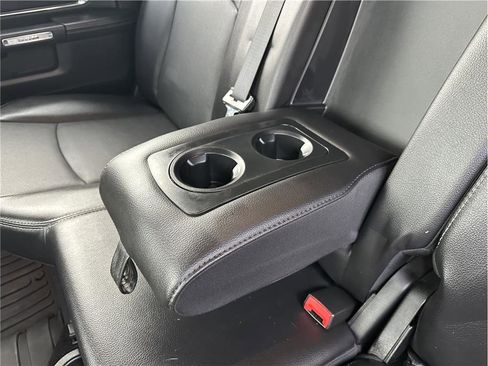 Used 2016 RAM 1500 Laramie w/ Convenience Group image 17