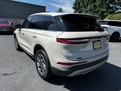 Certified 2024 Lincoln Corsair AWD w/ Equipment Group 101A image 7
