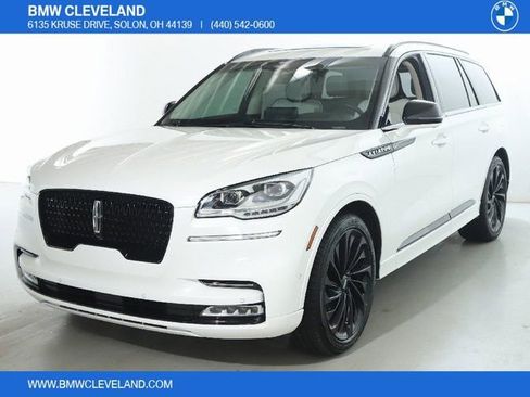 Used 2023 Lincoln Aviator Black Label w/ Jet Package image 1