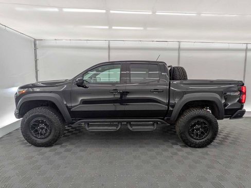Used 2024 Chevrolet Colorado ZR2 w/ ZR2 Bison Edition image 3