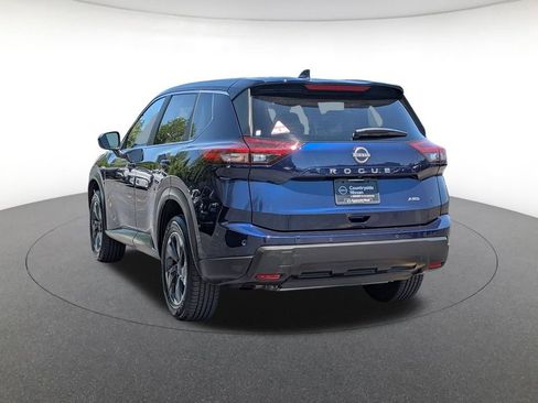 Used 2025 Nissan Rogue SV AWD/4WD image 8