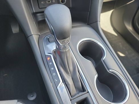 Used 2023 Chevrolet Equinox LS w/ LPO, Floor Liner Package AWD/4WD image 28