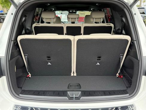New 2026 Mercedes-Benz GLB 250 image 18