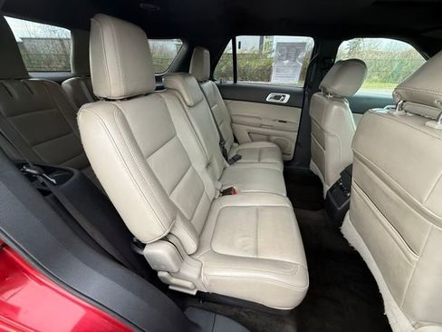 Used 2012 Ford Explorer XLT image 11