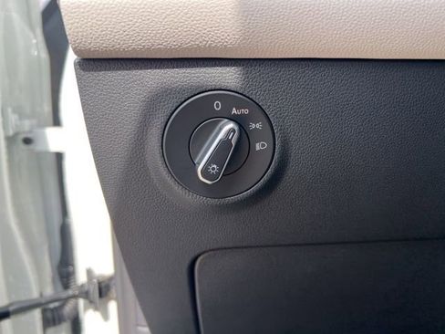 Used 2025 Volkswagen Taos S image 13