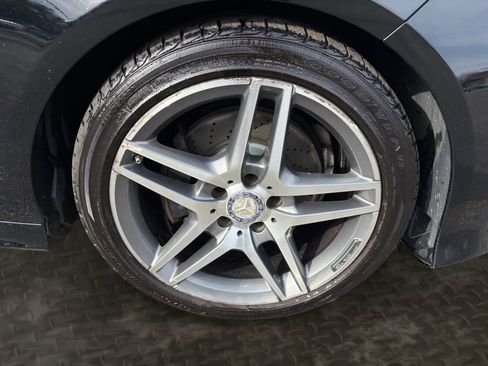 Used 2016 Mercedes-Benz E 350 4MATIC Sedan image 40