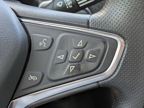 Used 2025 Chevrolet Malibu LT FWD image 24
