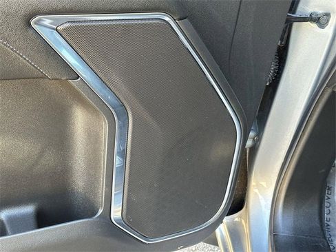 Used 2024 Chevrolet Silverado 1500 LT image 23