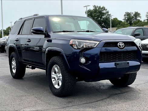 Used 2019 Toyota 4Runner SR5 Premium AWD/4WD image 3