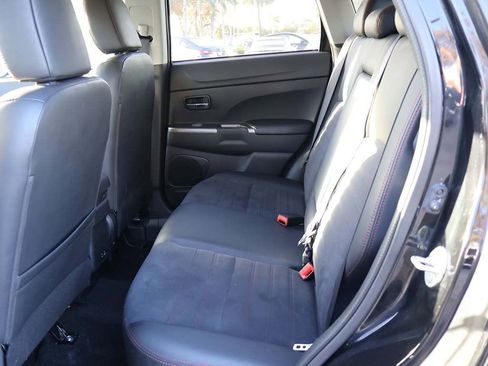 Used 2024 Mitsubishi Outlander Sport SE image 31