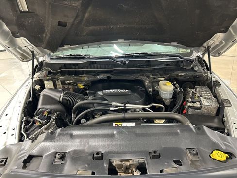 Used 2016 RAM 3500 Tradesman w/ Popular Equipment Group image 25