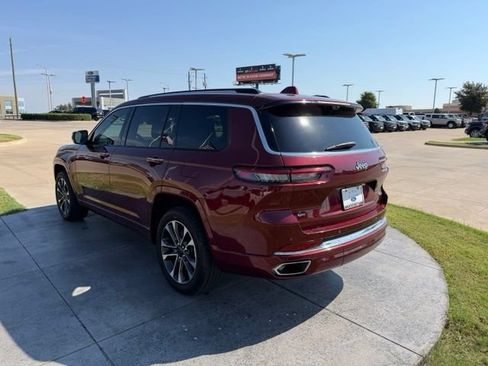 Used 2021 Jeep Grand Cherokee L Overland w/ Luxury Tech Group IV RWD image 5