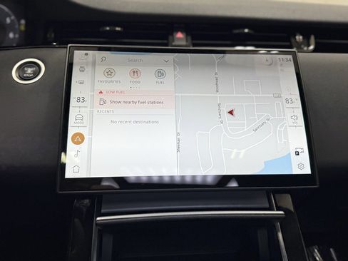 Used 2025 Land Rover Range Rover Evoque Dynamic SE image 21