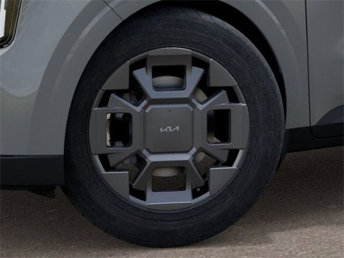 New 2026 Kia Carnival EX image 9