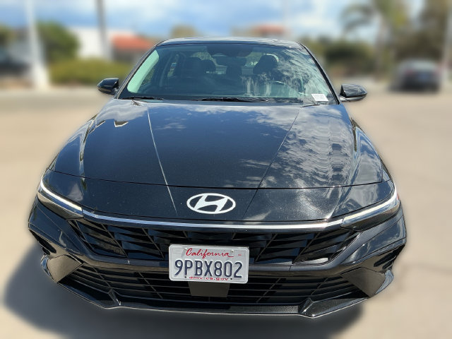 Used 2025 Hyundai Elantra SEL FWD image 8
