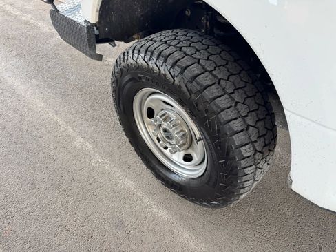 Used 2022 Ford F350 XL w/ Power Equipment Group image 29