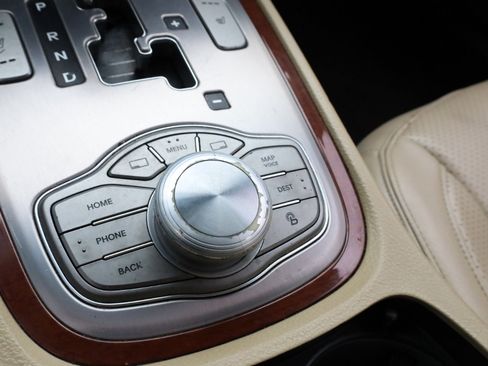 Used 2014 Hyundai Genesis 3.8 w/ Technology Package 03 image 9