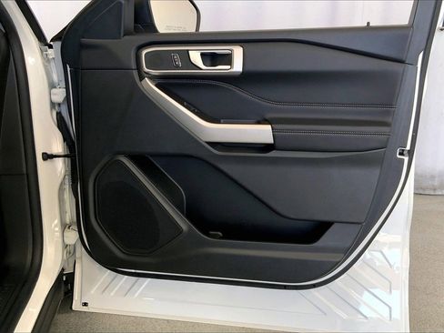 Certified 2023 Ford Explorer XLT w/ Equipment Group 202A image 26