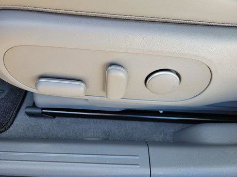 New 2025 Hyundai Ioniq 5 SEL image 17