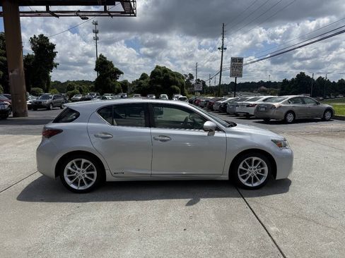 Used 2011 Lexus CT 200h Premium w/ Premium Audio Pkg FWD image 8