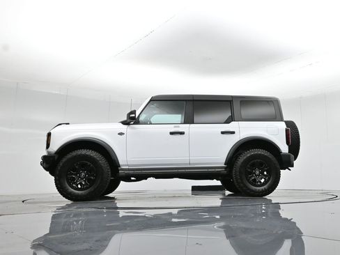 Used 2022 Ford Bronco Wildtrak image 50