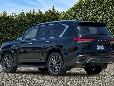 Used 2024 Lexus LX 600 F Sport AWD/4WD image 6