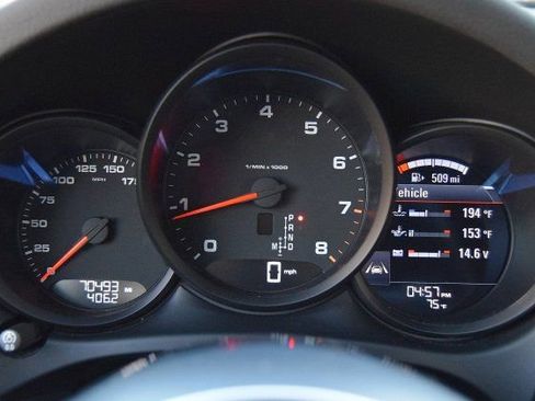 Used 2020 Porsche Macan image 13