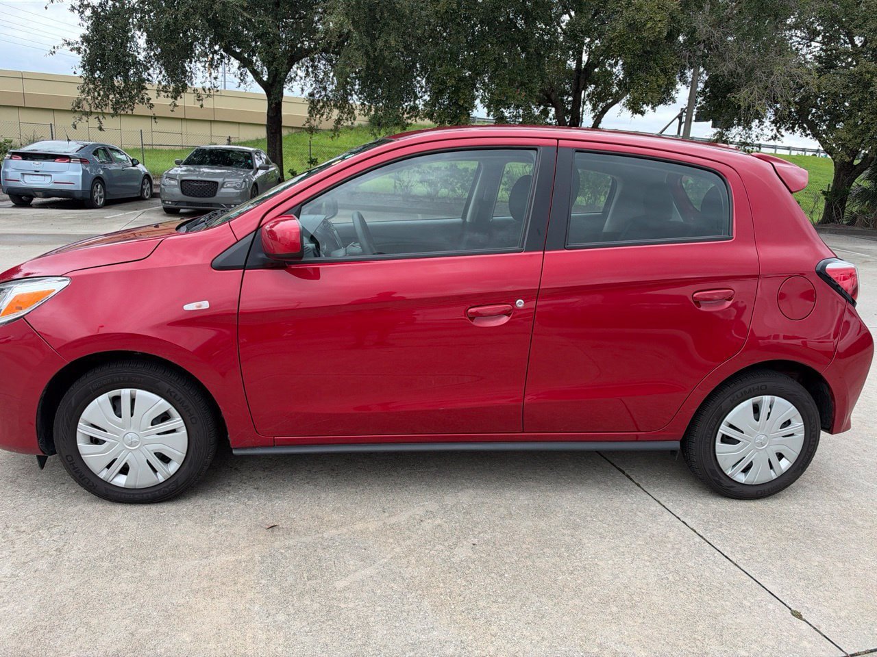 Used 2024 Mitsubishi Mirage ES FWD image 2