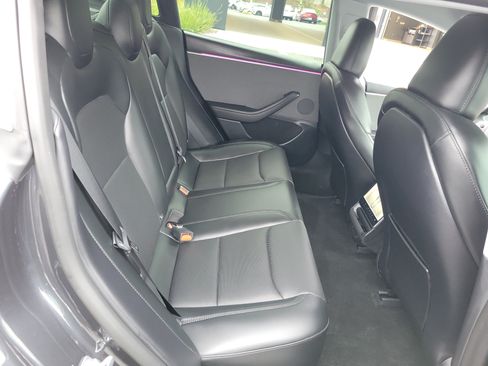Used 2025 Tesla Model 3 Long Range RWD image 23