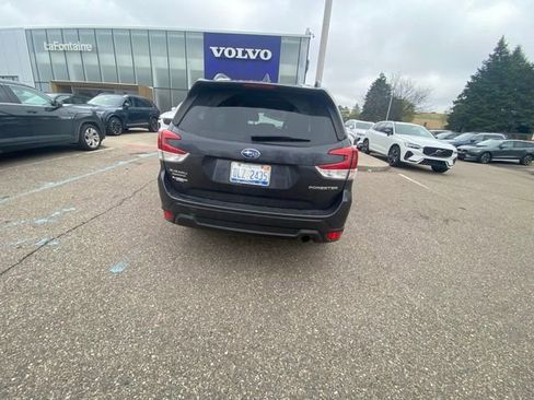 Used 2019 Subaru Forester Limited image 9