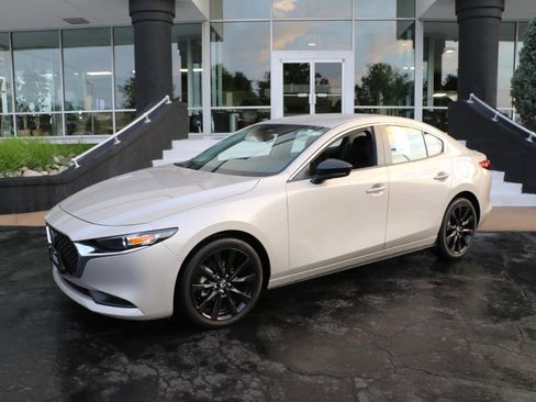 Certified 2025 MAZDA MAZDA3 s FWD image 1