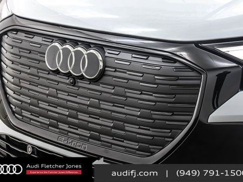 Used 2022 Audi Q4 e-tron Premium Plus w/ Premium Plus image 13