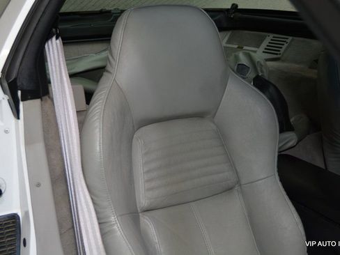 Used 1994 Chevrolet Corvette Coupe image 12