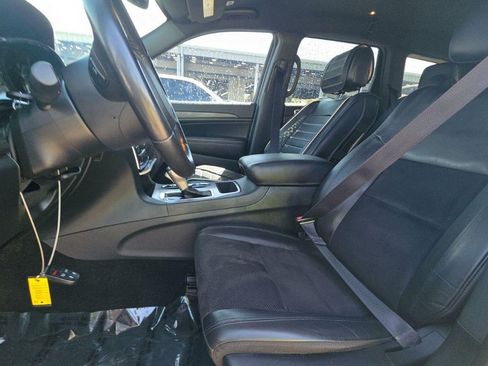 Used 2022 Jeep Grand Cherokee Laredo X RWD image 8