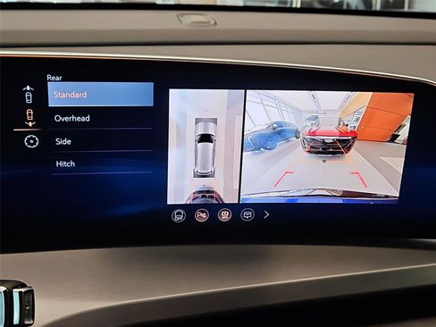 New 2026 Cadillac Vistiq Premium Luxury w/ LPO, Floor Liner Package AWD/4WD image 18