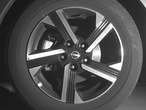 Used 2025 Nissan Sentra SV image 9