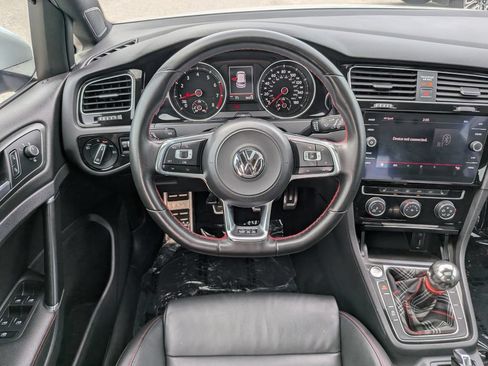 Used 2018 Volkswagen GTI SE w/ SE Leather Package FWD image 11