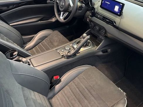 New 2025 MAZDA MX-5 Miata Club w/ Brembo/BBS Recaro Package image 15