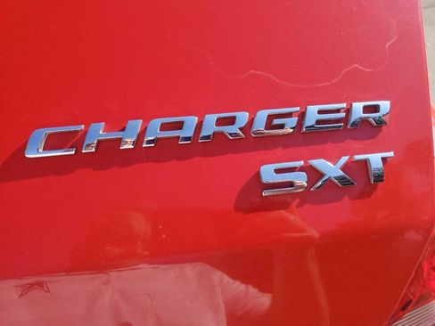 Used 2009 Dodge Charger SXT RWD image 17