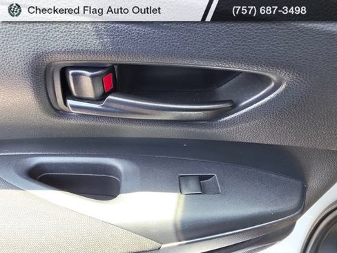 Used 2024 Toyota Corolla LE FWD image 42