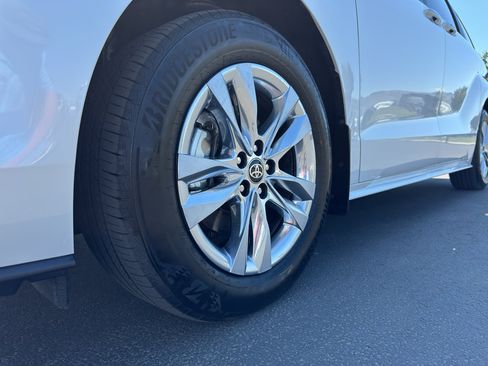 Certified 2026 Toyota Sienna XLE AWD/4WD image 22