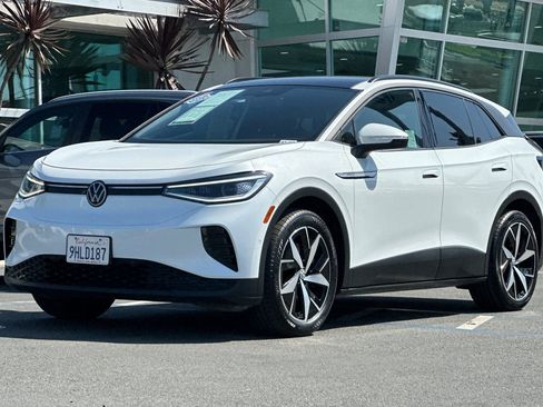 Used 2023 Volkswagen ID.4 Pro S image 8