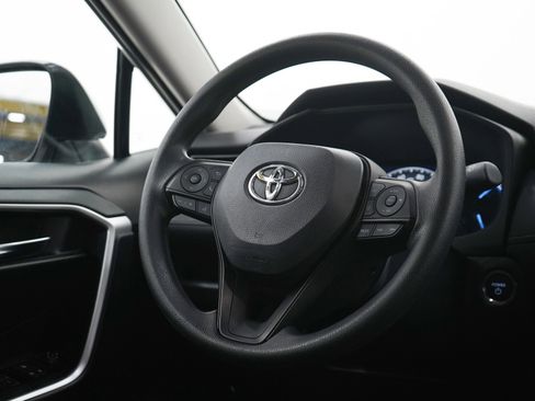 Used 2024 Toyota RAV4 XLE AWD/4WD image 14