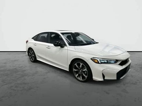 Used 2025 Honda Civic Sport Touring image 5